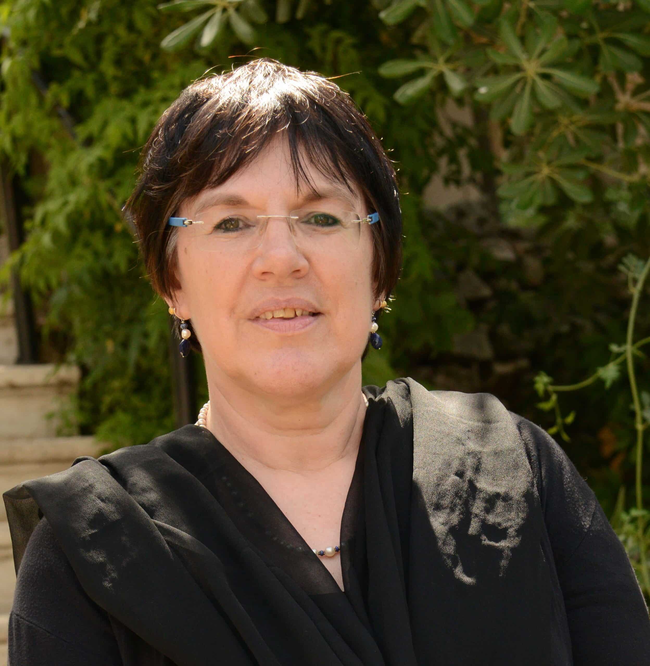 Dr. Anna de Vincenz
