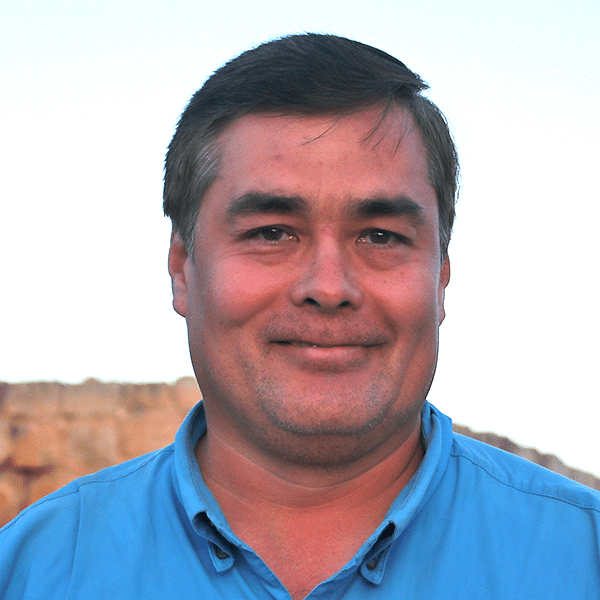 Dr. Charles Savelle
