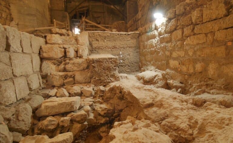 Section of Hasmonean Wall Discovered in Jerusalem
