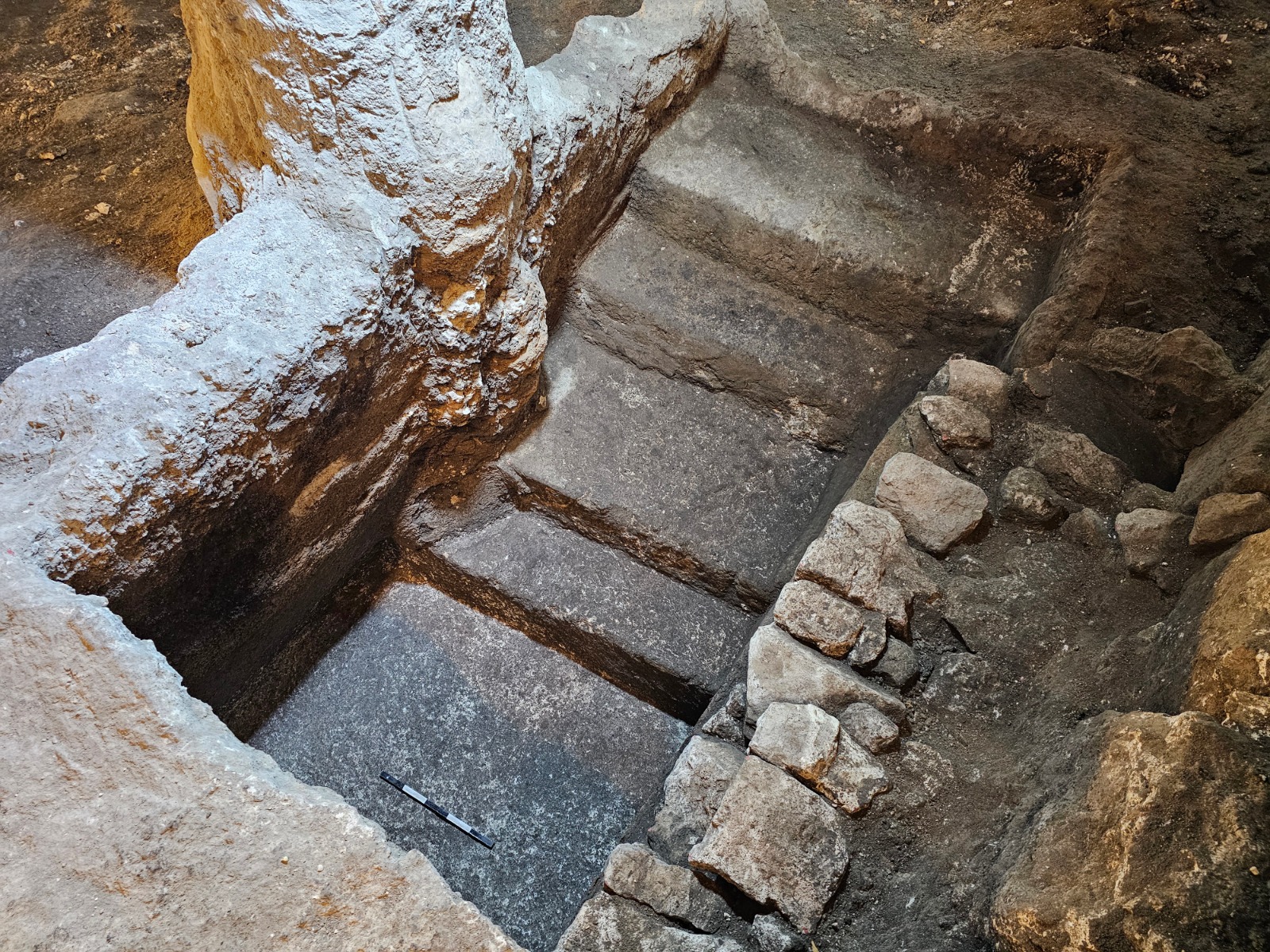 2,000-Year-Old Mikveh Unearthed in Jerusalem