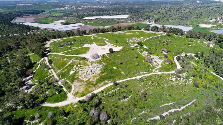 Mass Children’s Grave Discovered at Tel Azekah